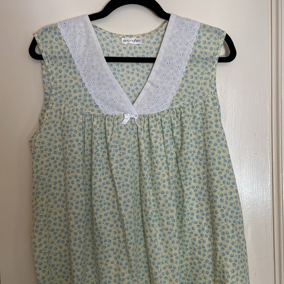 Vintage Vanity Fair 2pc sleep set - Picture 3 of 7